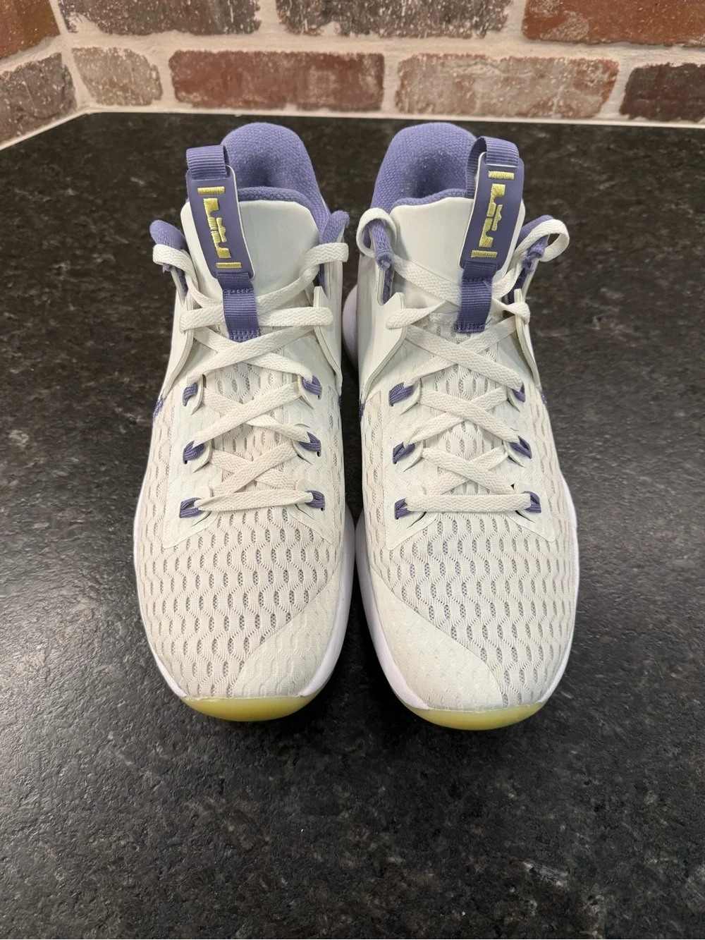Nike lebron witness